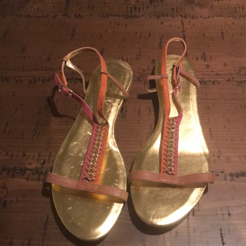 Sandal